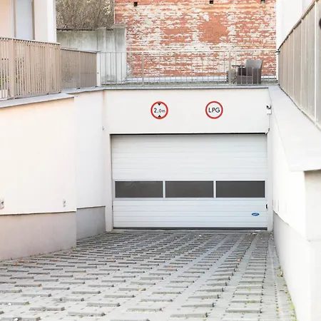 Rest - Elizy Orzeszkowej 10 - Hala Garazowa - Self Check-in 24h Apartment *