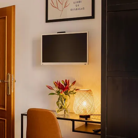 Rest - Elizy Orzeszkowej 10 - Hala Garazowa - Self Check-in 24h * Poznań