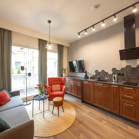 Rest - Elizy Orzeszkowej 10 - Hala Garazowa - Self Check-in 24h Apartman *