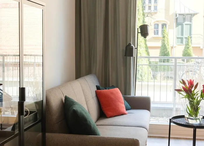 Rest - Elizy Orzeszkowej 10 - Hala Garazowa - Self Check-in 24h Apartman